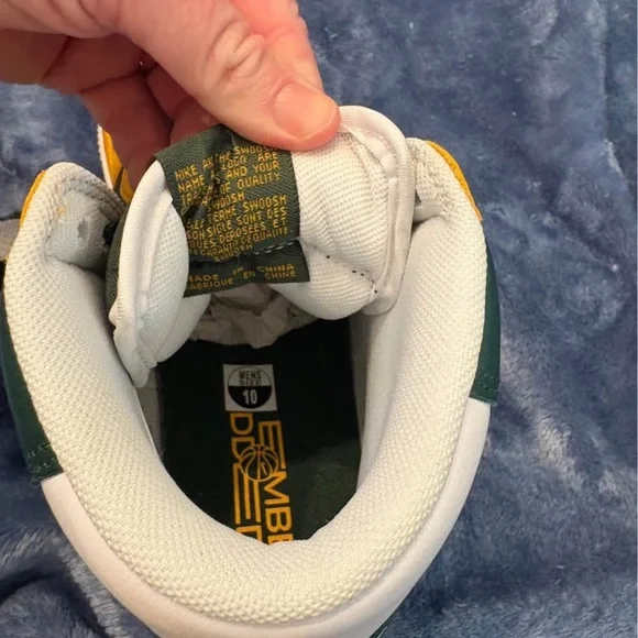 Nike Terminator Green and Yellow Supersonic Men’s Size 10 New with both laces - Picture 5 of 7